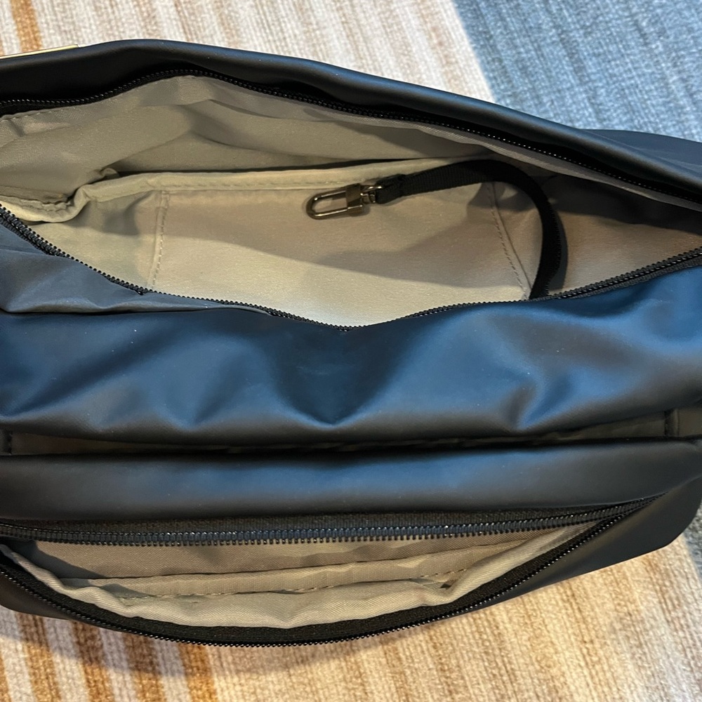 Inateck Black Crossbody / Sling Bag 13” x 6” – Water-Resistant - Picture 6 of 10